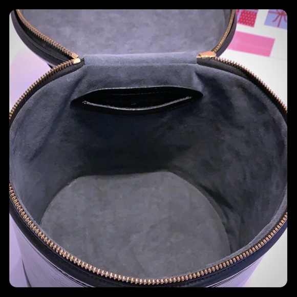 VTG Louis Vuitton  Black Cannes Leather  Bag - Picture 13 of 16